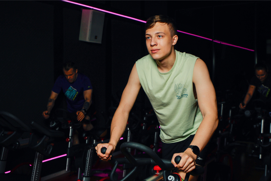 Студия сайкла Les Mills