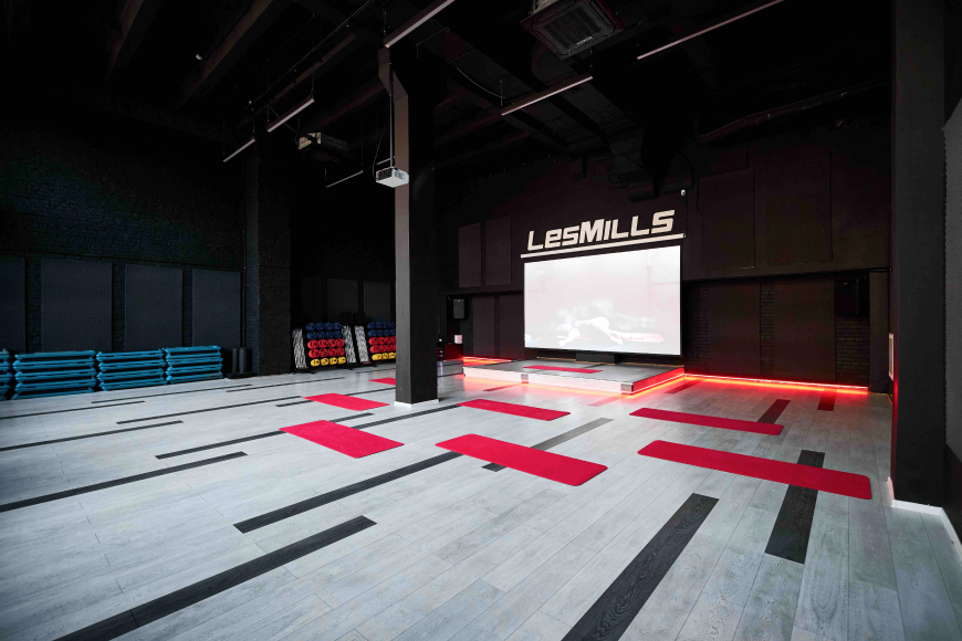 Зал групповых программ Les Mills 