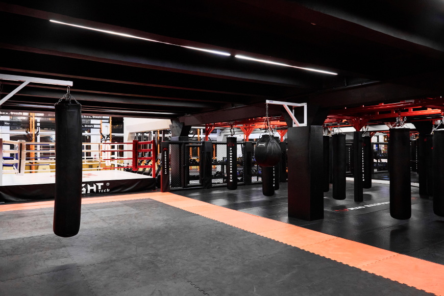 Единоборства в Powerhouse Gym Сокол