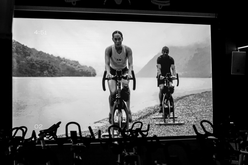 Студия сайкла Les Mills