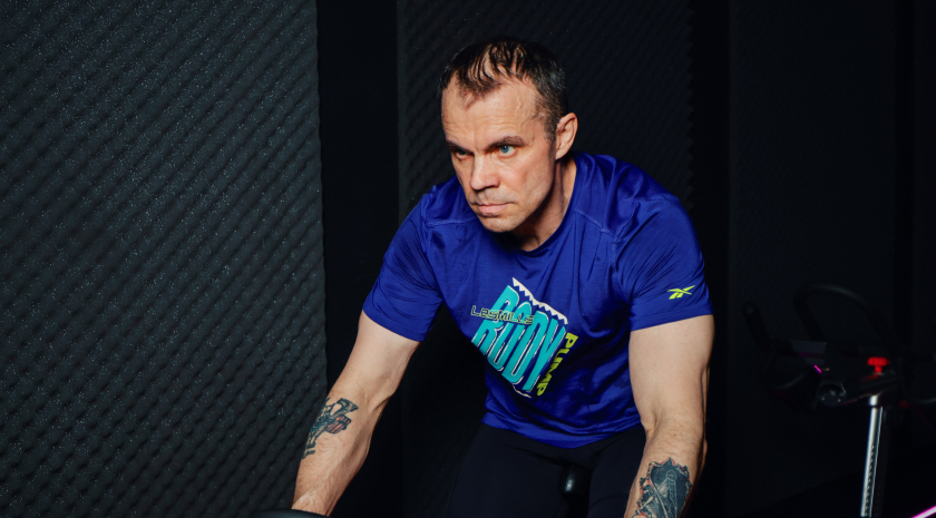 30+ сайкл-тренировок Les Mills RPM в неделю — для выносливости, силы и рельефа. Входит в абонемент