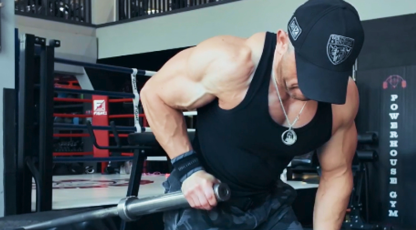 Прокачать в себе бойца: 5 тренировок, которые помогают побеждать. Входят в абонемент