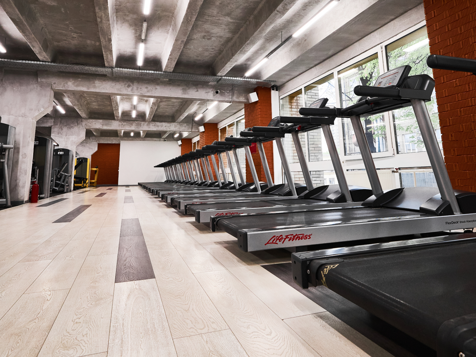 Как тренажеры Life Fitness в нашем клубе дают вам максимальный результат